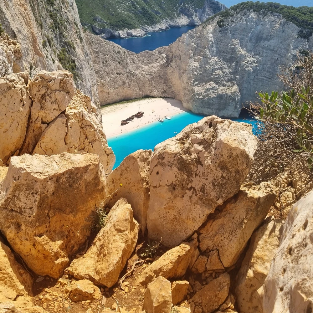 Guide Navagio Zakynthos Rocks