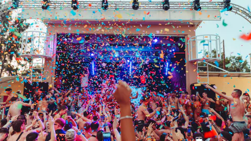 496x279-blog-pure-event-confetti-arm-678f699cc8721