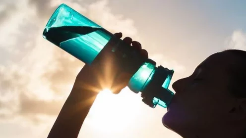 496x279-blog-water drinking