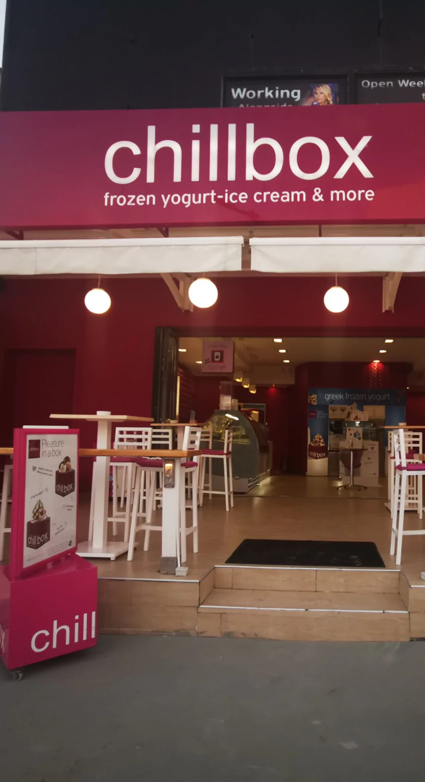 mobile-852-1569-chillbox-679138e719e77