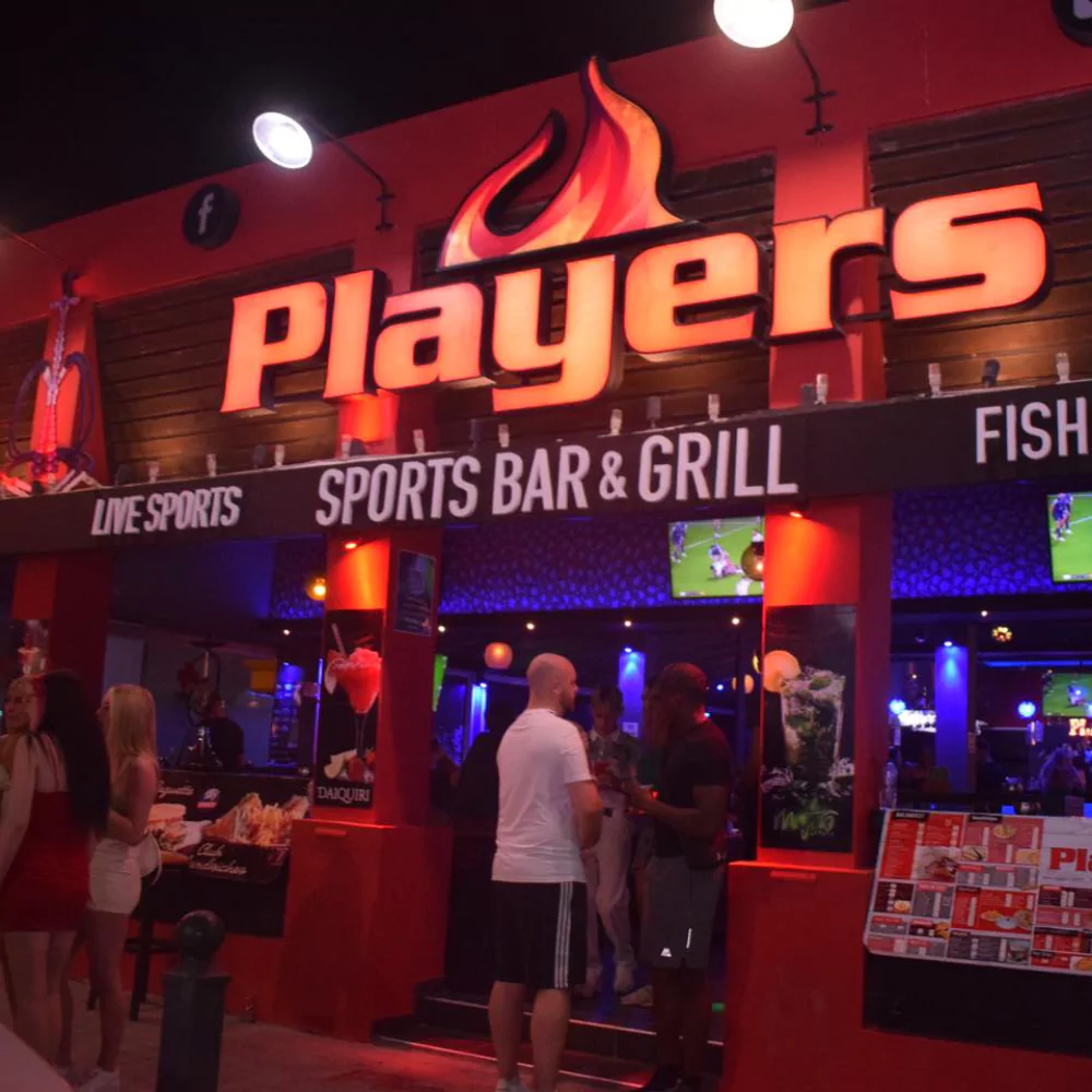 square-players-679cd1c3b3bfe